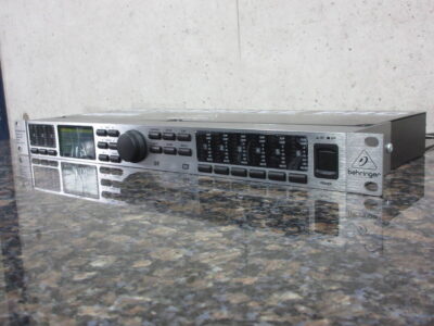 BEHRINGER DCX2496