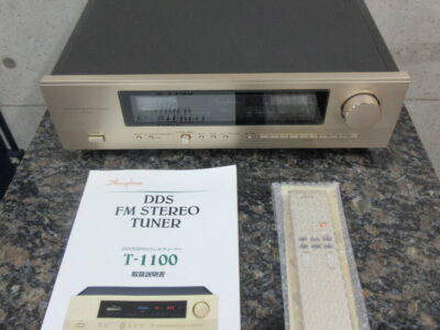 Accuphase T-1100
