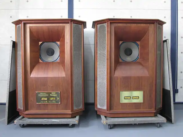 tannoy スピーカー