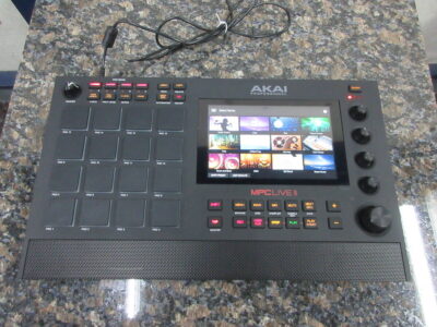 AKAI MPC LIVE II