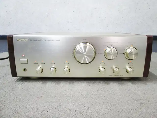 SANSUI フロントパネル