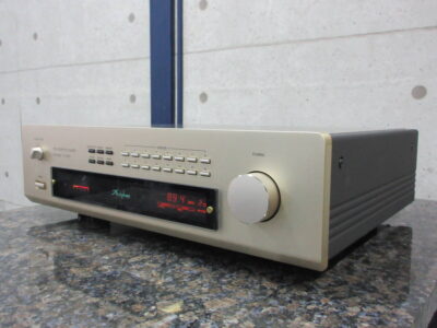 Accuphase T-109V