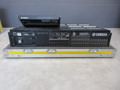YAMAHA M7CL-32