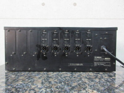 YAMAHA TX516