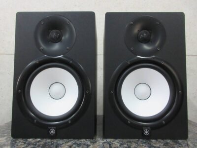YAMAHA HS8