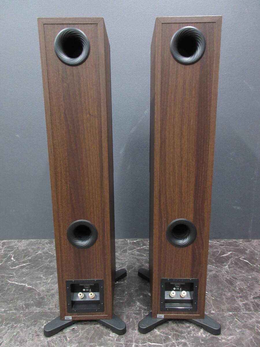 DYNAUDIO Emit 30