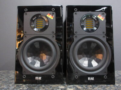 ELAC BS243 Black Edition