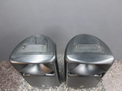YAMAHA STAGEPAS 400i 