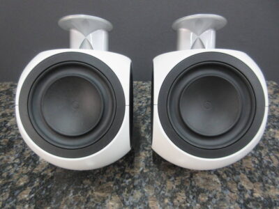 Bang & Olufsen BeoLab 3