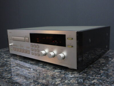 TEAC R-10