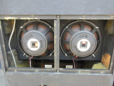 JBL Model 4550A